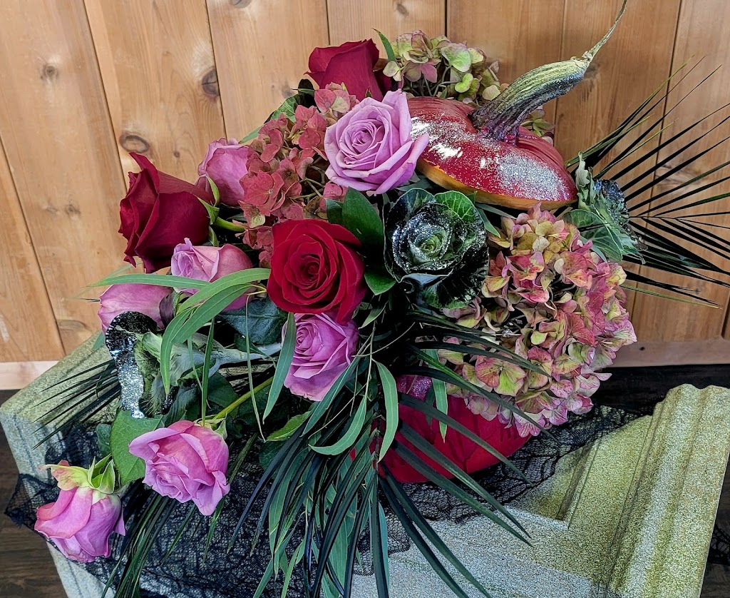 Rosebay Florist | 2525 McCallum Rd unit 110, Abbotsford, BC V2S 3R1, Canada | Phone: (604) 853-4444