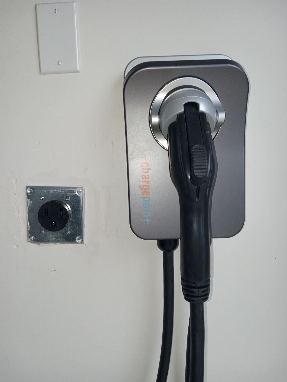Redox Electric | Professional Electrical Service | 12342 216 St, Maple Ridge, BC V2X 5K3, Canada | Phone: (604) 910-9691