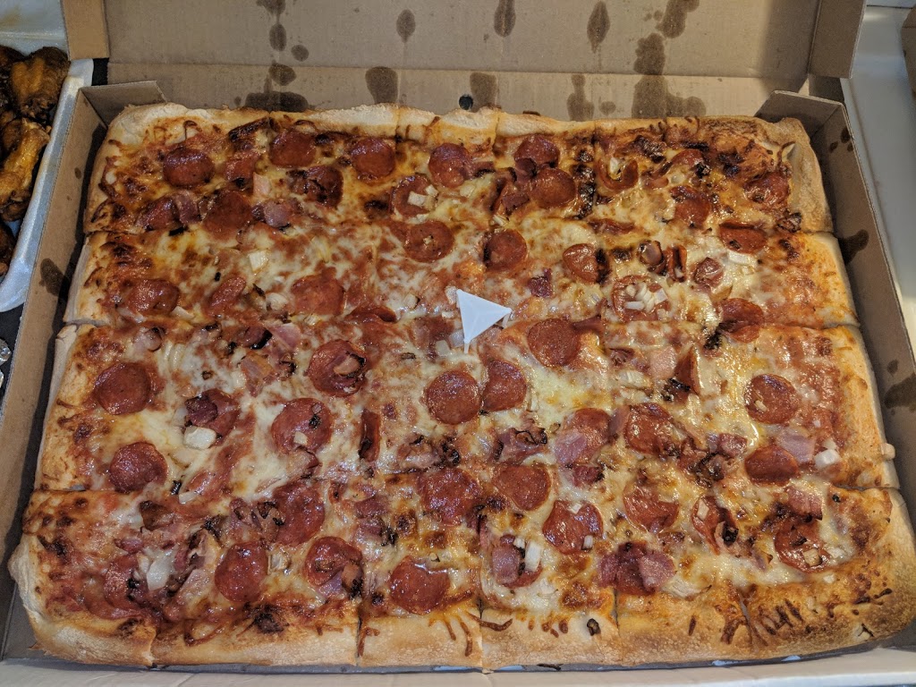 The Pizza Company | 172 Pelham Rd, St. Catharines, ON L2S 1W3, Canada | Phone: (905) 682-9211