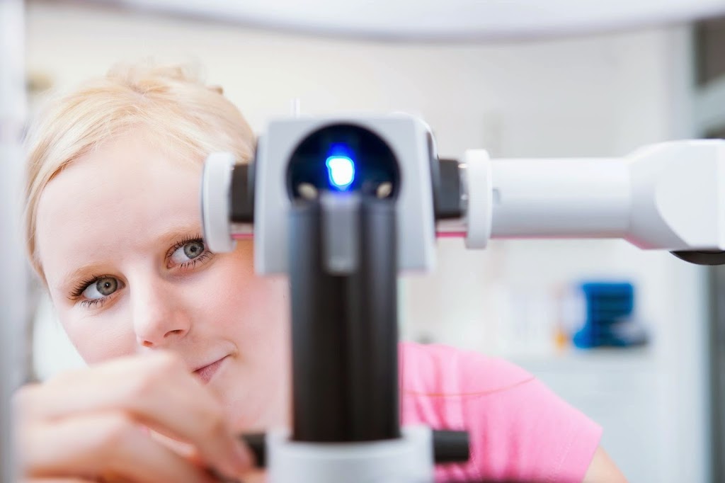 Driftwood Family Eye Care | 450 Westheights Dr #20, Kitchener, ON N2N 2B9, Canada | Phone: (519) 744-1001