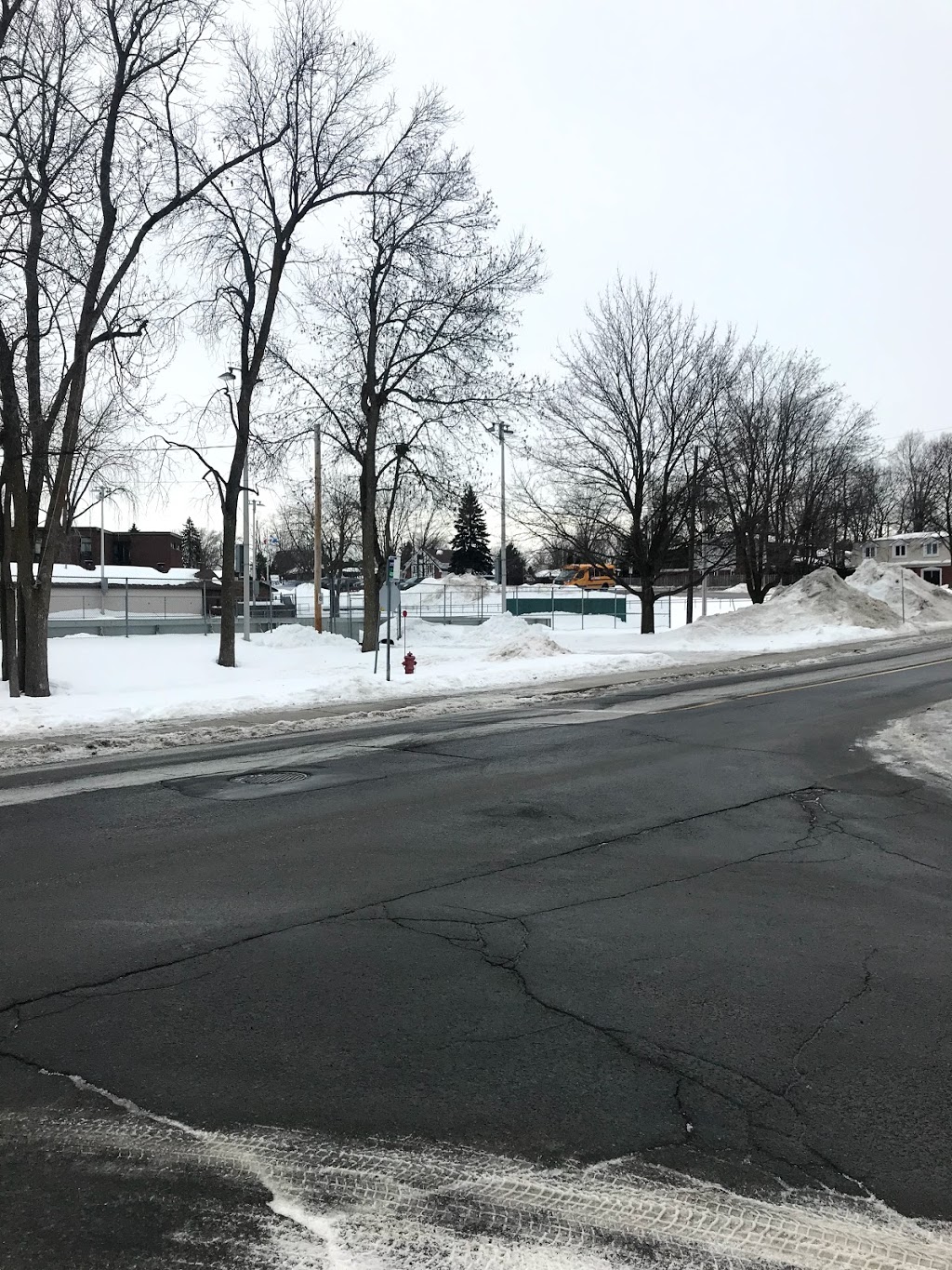 Parc Windermere | Beaconsfield, QC H9W 1R2, Canada