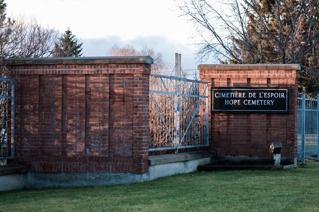 Hope Cemetery | 4660 Bank St, Gloucester, ON K1T 3W7, Canada | Phone: (613) 822-1212
