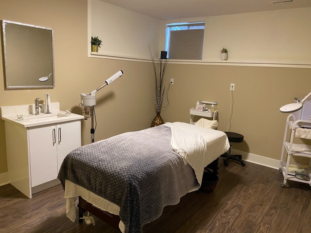 Hill Top Day Spa | 2372 Mountain Dr, Abbotsford, BC V3G 1E7, Canada | Phone: (778) 779-1134