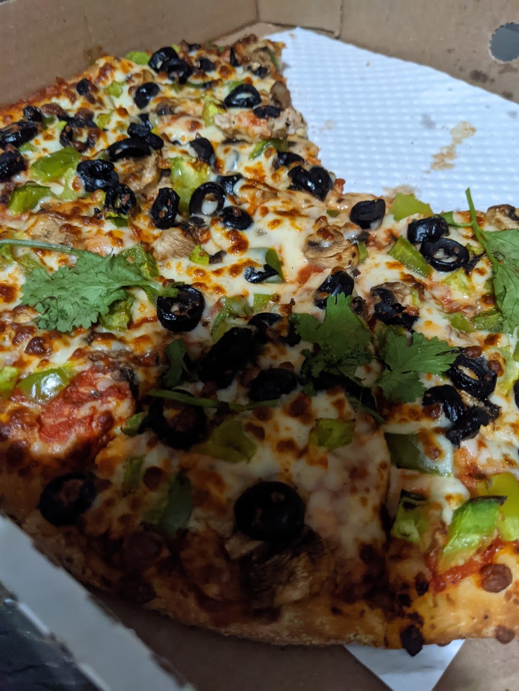 Grabb a pizza | 4369 Brandon Gate Dr, Mississauga, ON L4T 3L5, Canada | Phone: (905) 612-1616