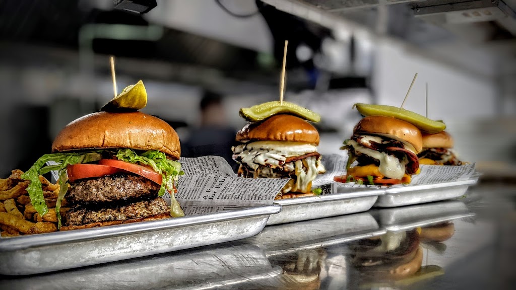 Big Rig Kitchen & Brewery - Richmond Hill | 125 York Blvd #135, Richmond Hill, ON L4B 3J6, Canada | Phone: (905) 707-6777