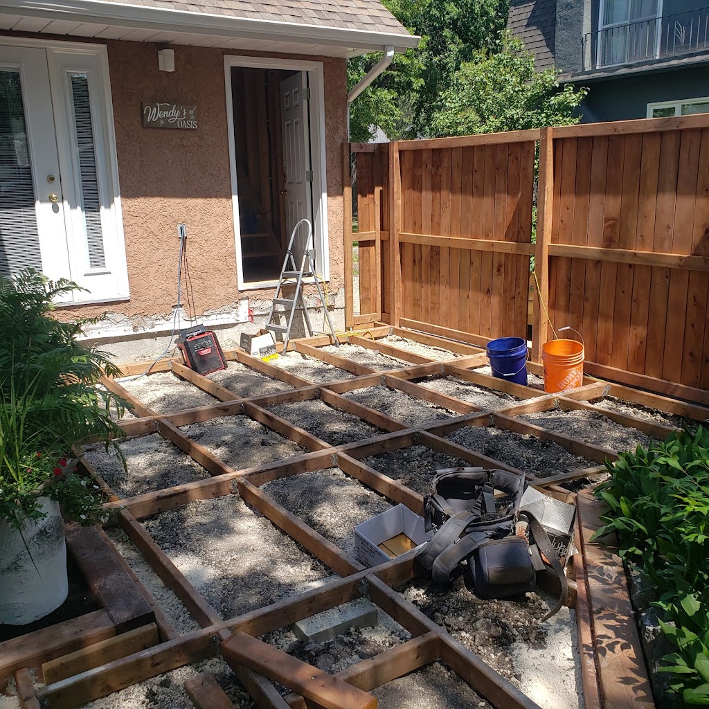 Daves Construction | 935 Dowker Ave, Winnipeg, MB R3T 1R7, Canada | Phone: (204) 479-0664