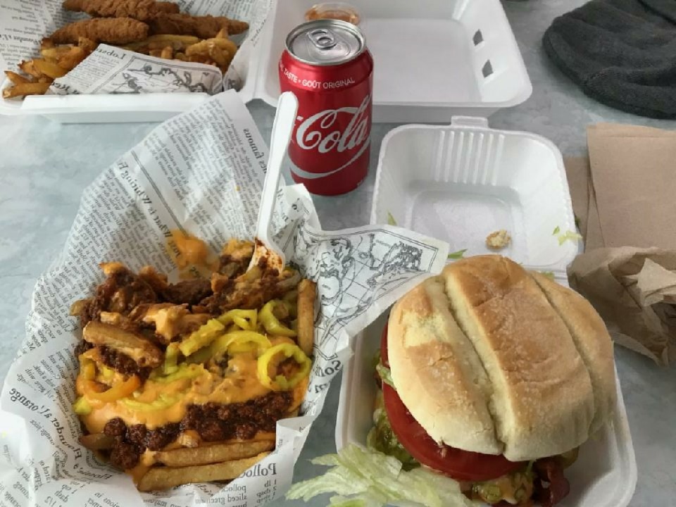Robs Fresh Cut Fries | Kettle and Stony Point, FN, 9371 W Ipperwash Rd, Lambton Shores, ON N0N 1J1, Canada