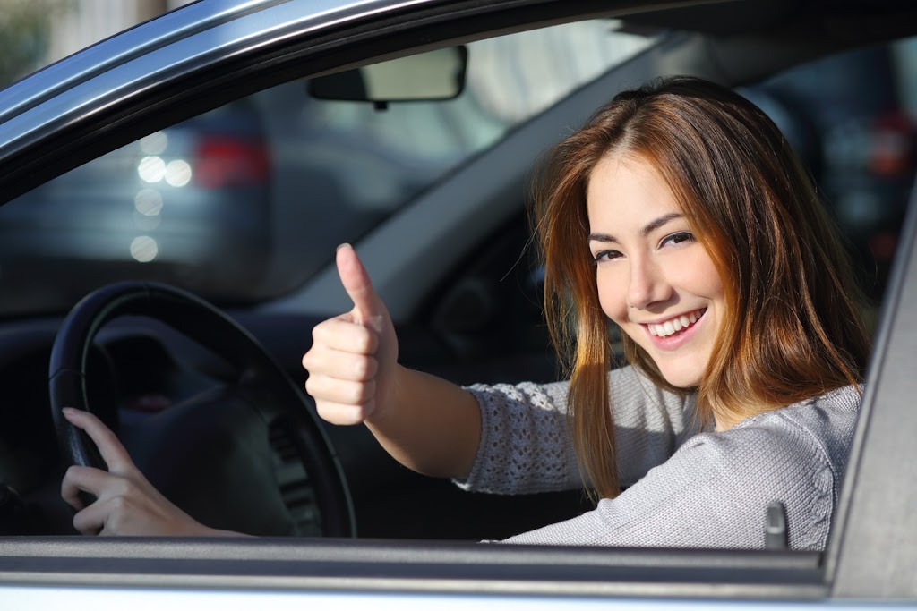 Globe Driving Academy Etobicoke | 5555 Eglinton Ave W E205, Etobicoke, ON M9C 5M1, Canada | Phone: (647) 351-8225