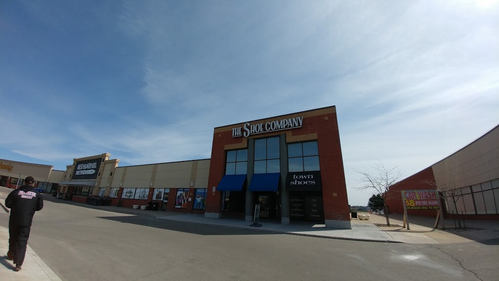 The Shoe Company | 200 North Service Rd W #10, Oakville, ON L6M 2V1, Canada | Phone: (905) 338-8285