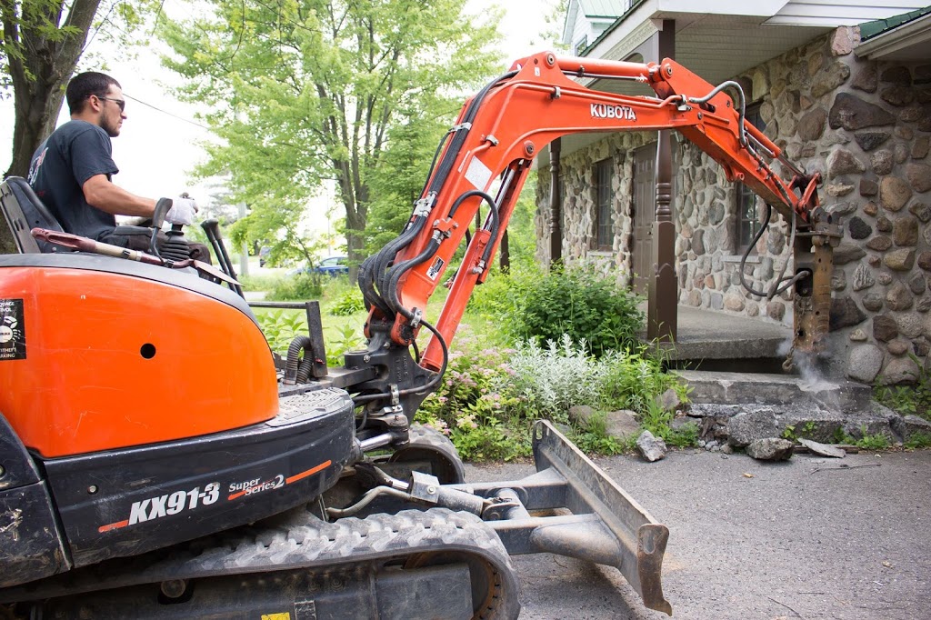 Mini-Excavation M.B | 2 Rue Gamache, Saint-Mathias-sur-Richelieu, QC J3L 6E8, Canada | Phone: (514) 942-4240
