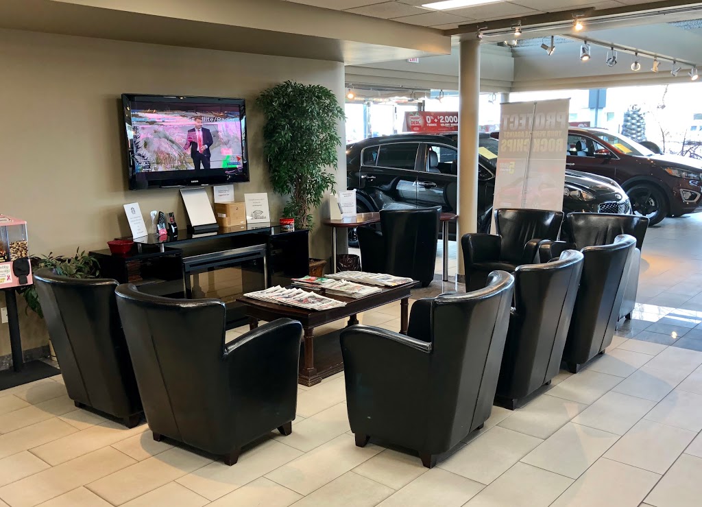 Straightline Kia | 100 Glendeer Cir SE, Calgary, AB T2H 2V4, Canada | Phone: (403) 243-9997