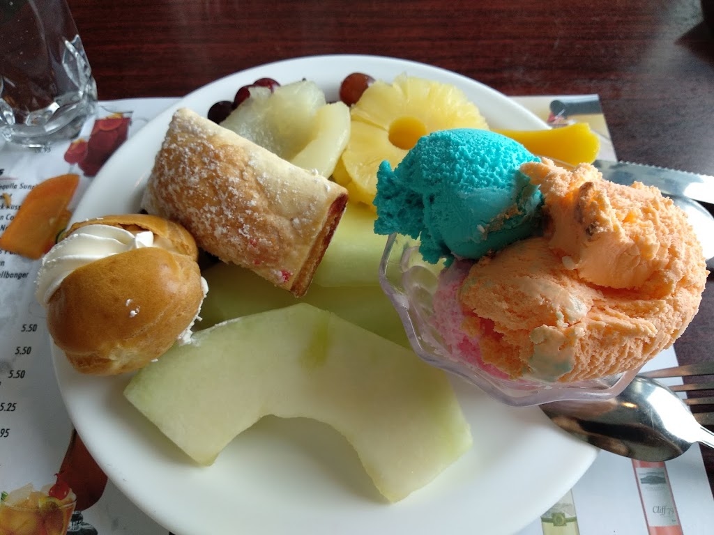 Place Greenfield Park | 3514 Boulevard Taschereau, Greenfield Park, QC J4V 2B8, Canada | Phone: (514) 364-8743