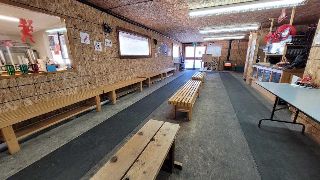 Patinage en forêt | 9 Mnt Beausoleil, Lac-des-Loups, QC J0X 3K0, Canada | Phone: (819) 456-1444