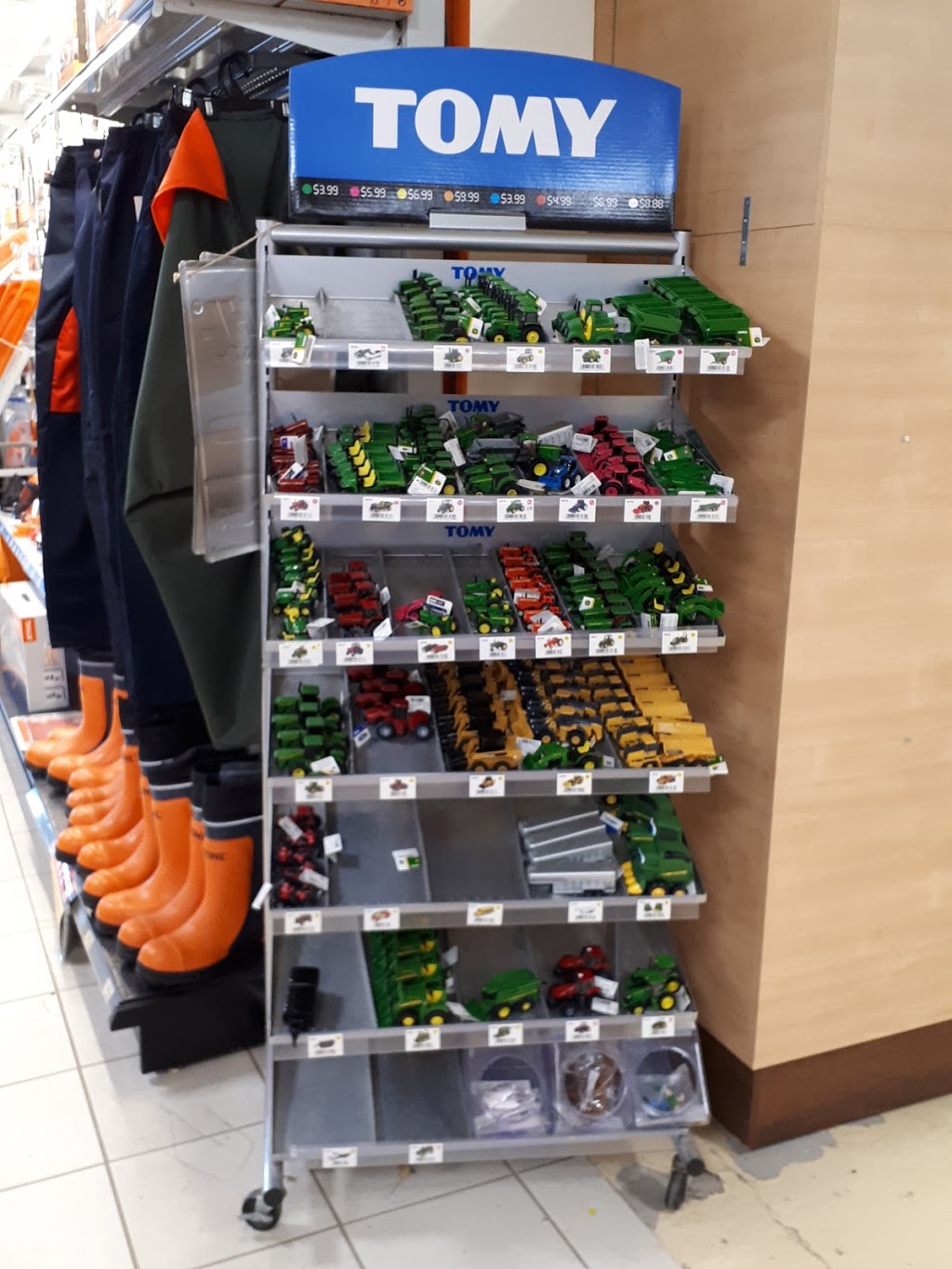 Windsor Home Hardware | Fort Edward Mall, 50 Empire Ln, Windsor, NS B0N 2T0, Canada | Phone: (902) 798-3222