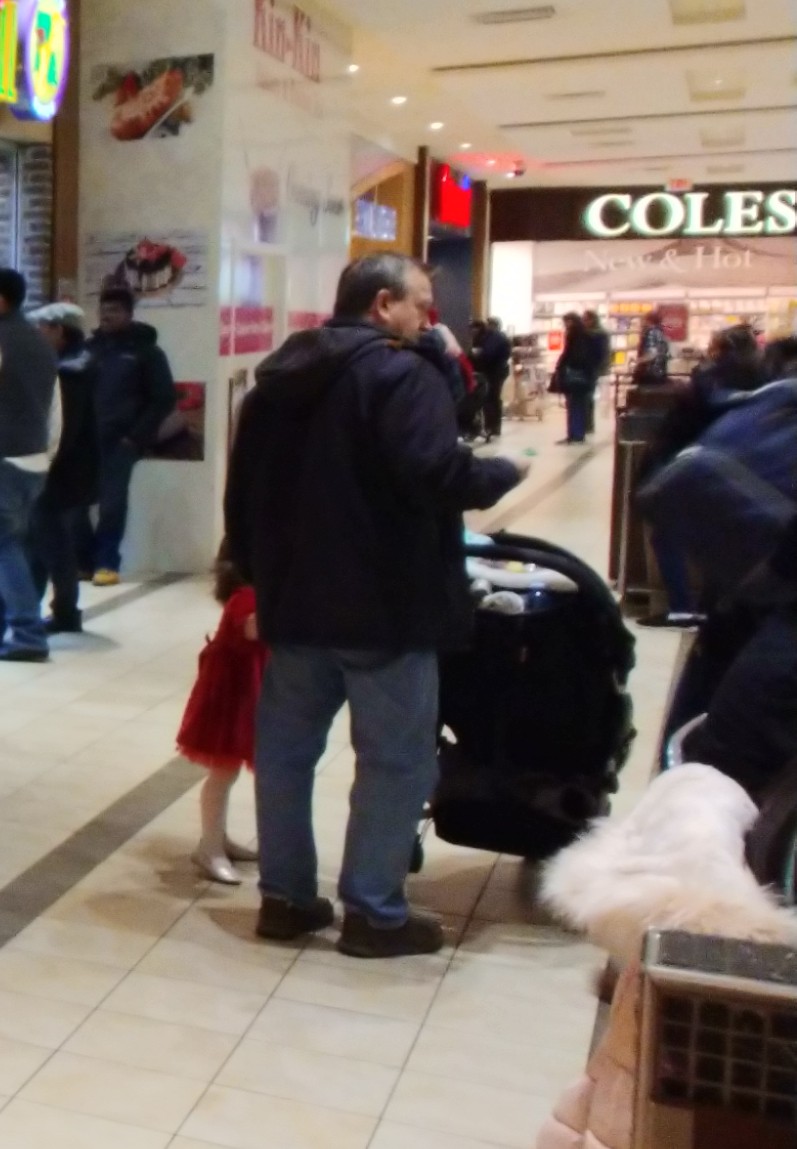Coles | 25 Peel Centre Dr, Brampton, ON L6T 3R5, Canada | Phone: (905) 793-4438
