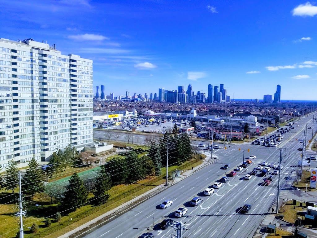 Evergreen Retirement Community | 820 Scollard Ct, Mississauga, ON L5V 0A1, Canada | Phone: (905) 502-8882