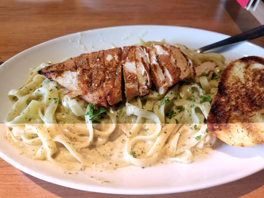 Boston Pizza | 545 Harvey Ave, Kelowna, BC V1Y 6C7, Canada | Phone: (250) 861-5883