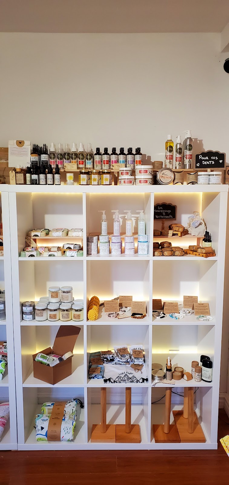 Jaime Local | 365 Rue Principale, Saint-Sauveur, QC J0R 1R0, Canada | Phone: (438) 866-2251
