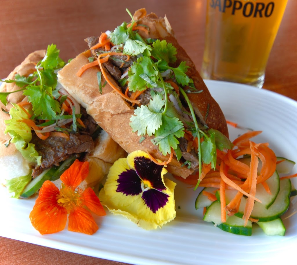 LASIATIK BISTRO - Resto Asian, Thai, Vietnamien - Pho, Poke - W | 1012 Boulevard de Sainte-Adèle, Sainte-Adèle, QC J8B 2N3, Canada | Phone: (450) 745-0310