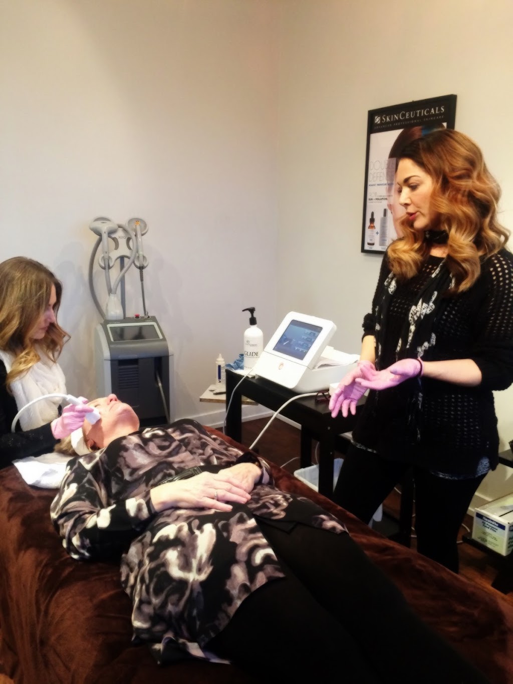 Healthpoint Laser Clinic | 3330 Richter St #305, Kelowna, BC V1W 4V5, Canada | Phone: (778) 478-9695