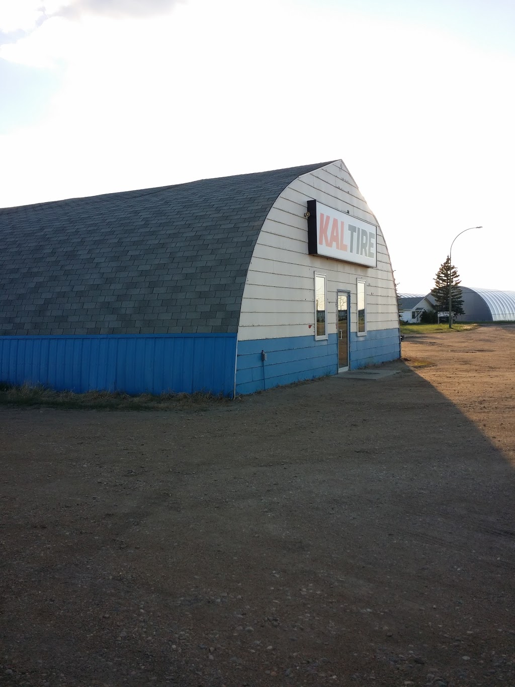 Kal Tire | 200 Frontage Rd, Davidson, SK S0G 1A0, Canada | Phone: (306) 567-4279