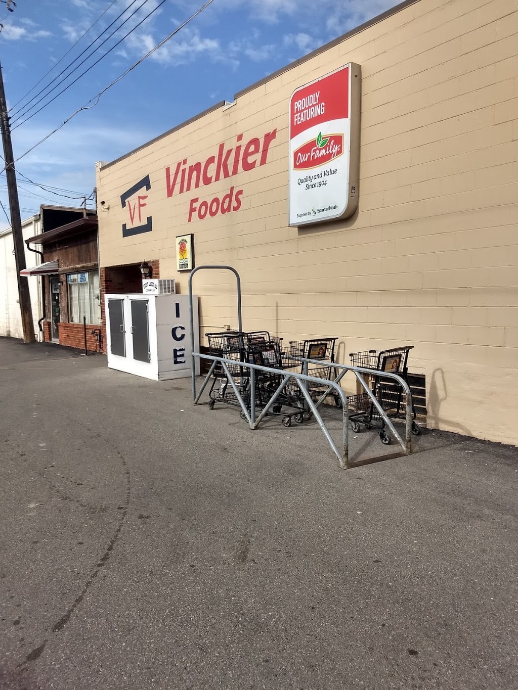 Vinckier Foods | 115 S Main St, Yale, MI 48097, USA | Phone: (810) 387-2132