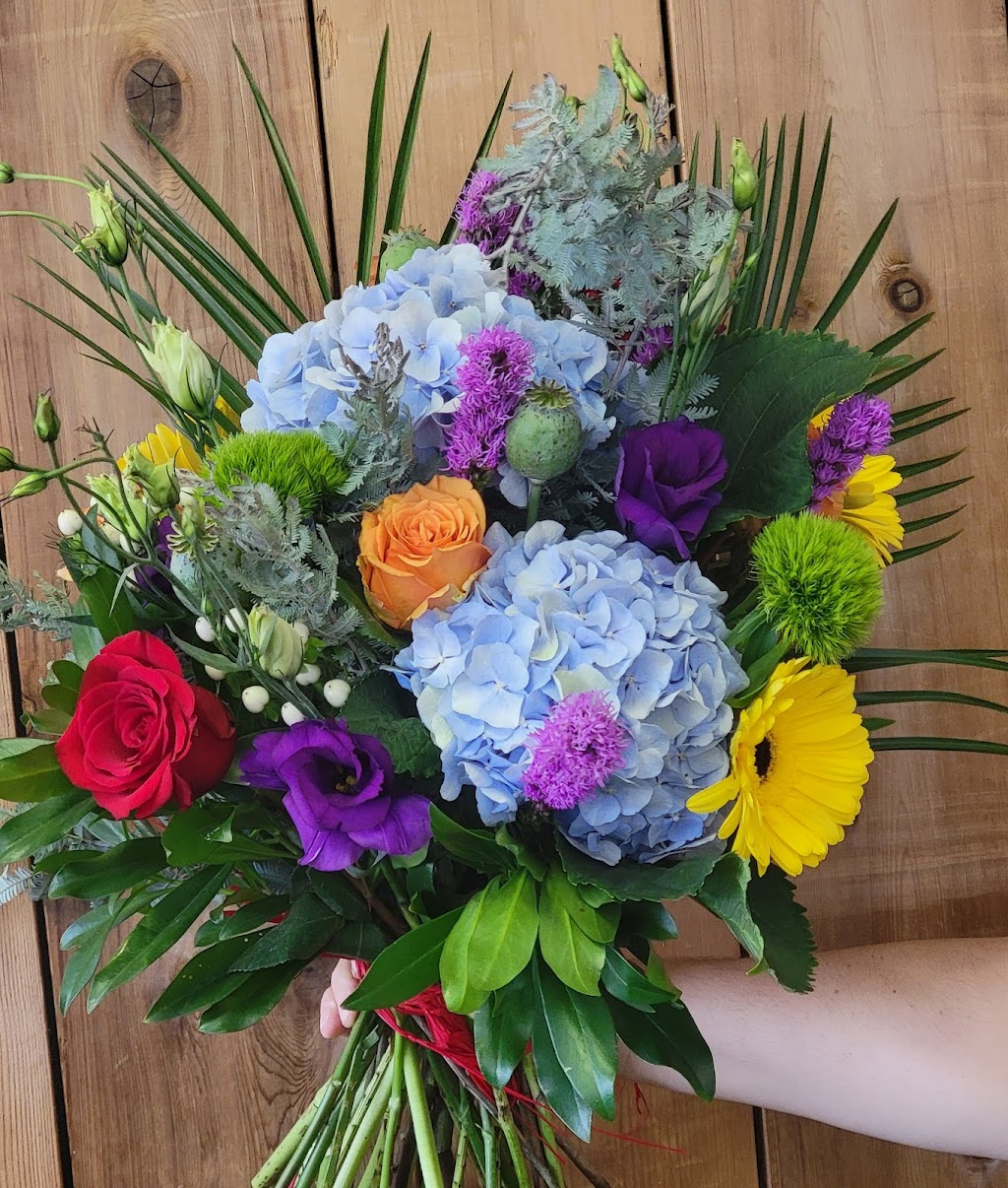 Rosebay Florist | 2525 McCallum Rd unit 110, Abbotsford, BC V2S 3R1, Canada | Phone: (604) 853-4444