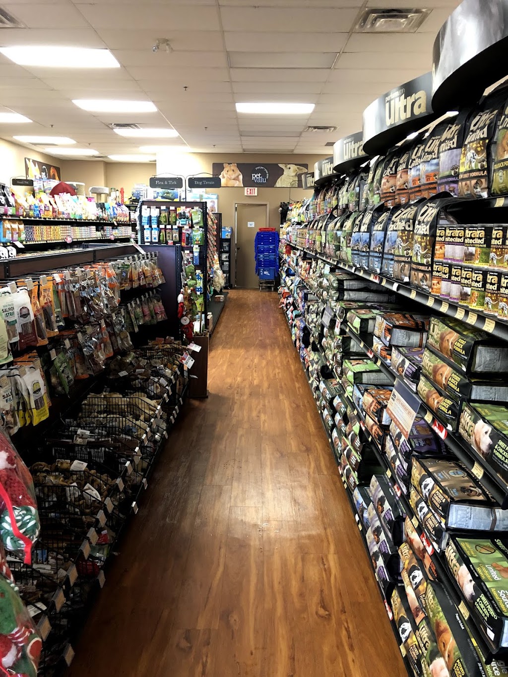 Pet Valu | 556 Montréal Rd, Ottawa, ON K1K 0T9, Canada | Phone: (613) 749-9277