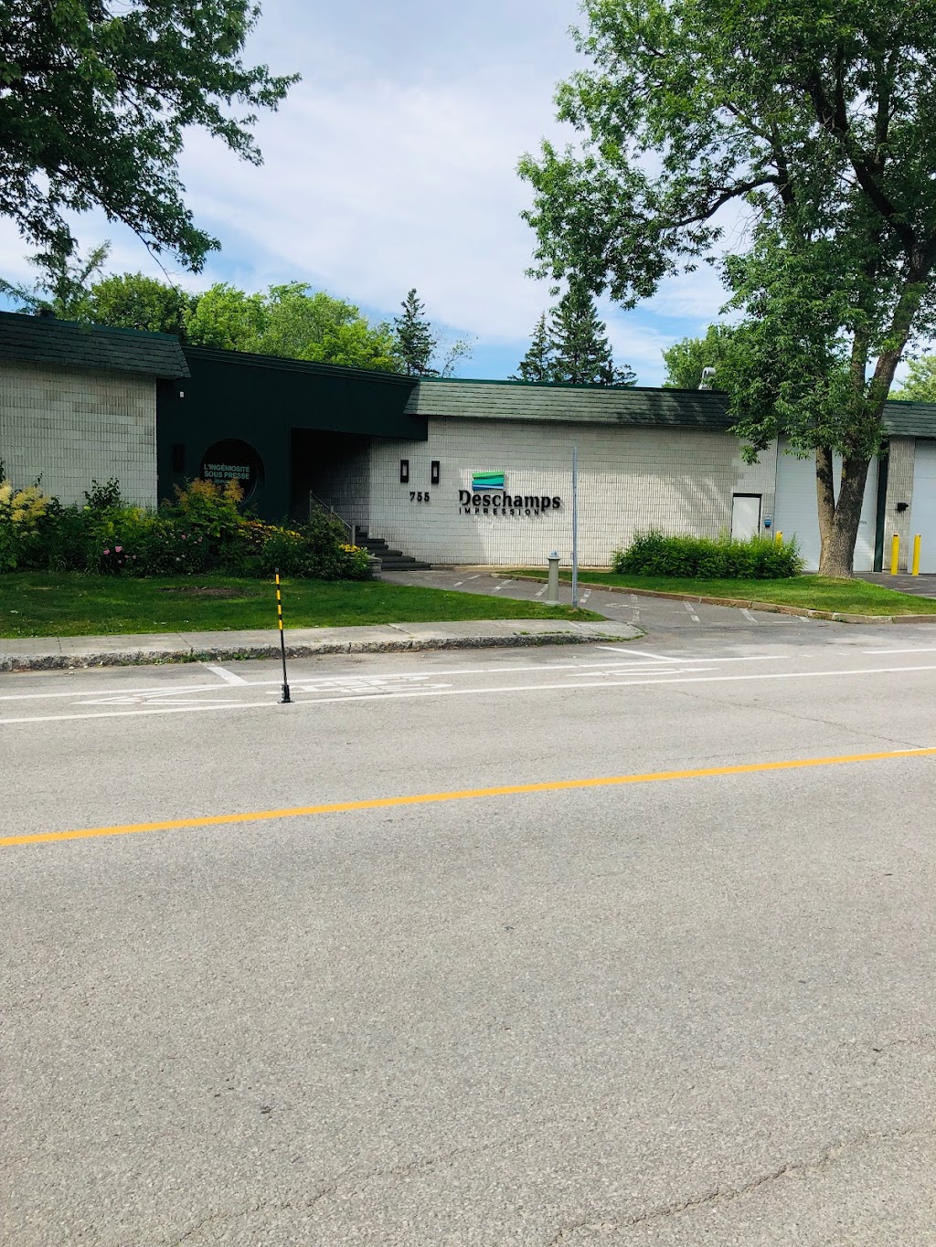 Deschamps Impression inc. | 755 Bd des Chutes, Québec, QC G1E 2C2, Canada | Phone: (418) 667-3322
