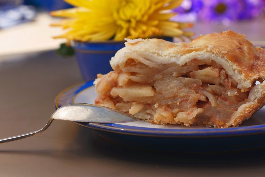 Her Majestys Pie Company | 107 Bowser Ave, North Vancouver, BC V7P 3H1, Canada | Phone: (604) 990-4848