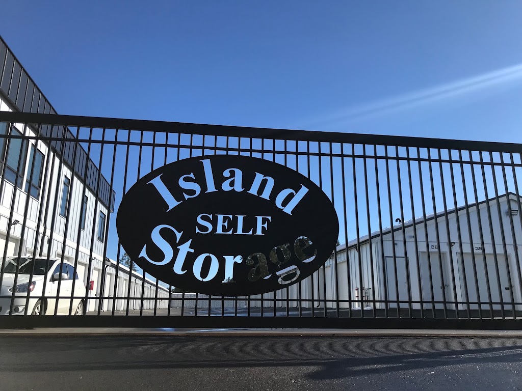 Island Self Storage | 990 Shearme Rd, Coombs, BC V0R 1M0, Canada | Phone: (250) 586-8001