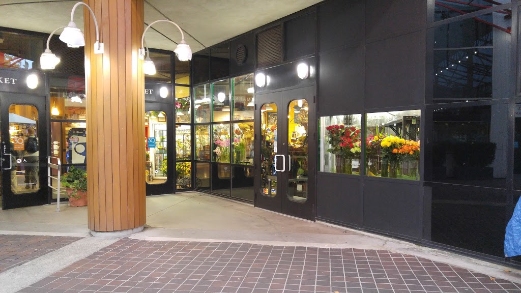Flowers By Margitta | 123 Carrie Cates Ct, North Vancouver, BC V7M 3K7, Canada | Phone: (604) 988-0028