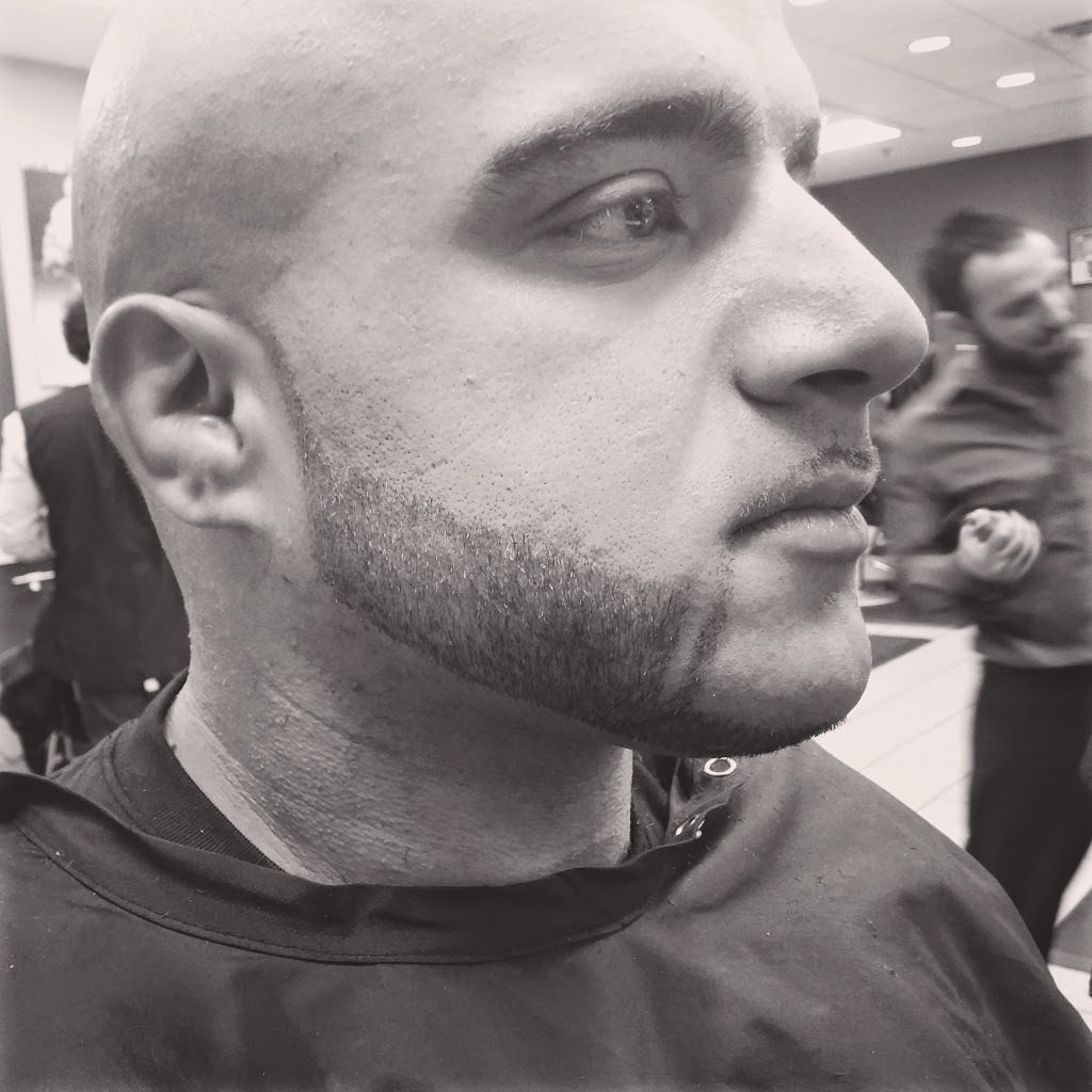 Abes Barber Shop | 9450 137 Ave NW #174, Edmonton, AB T5E 6C2, Canada | Phone: (587) 521-5377