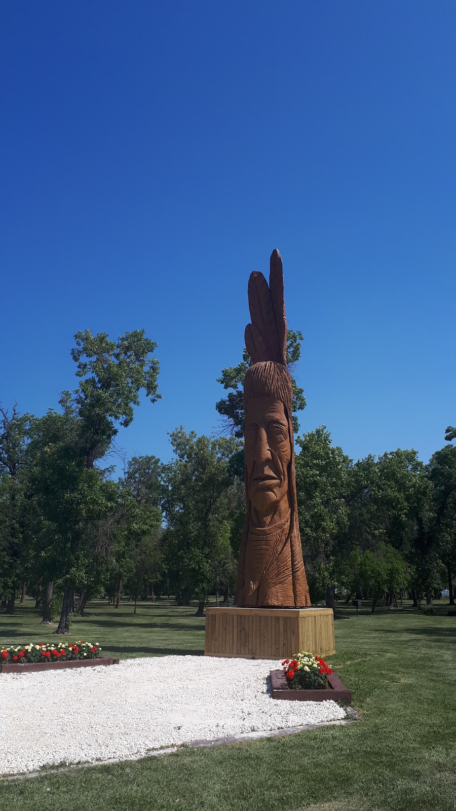 Winnipeg Beach Provincial Park Campground | 3 Hamilton Ave, Winnipeg Beach, MB R0C 3G0, Canada | Phone: (204) 389-2752
