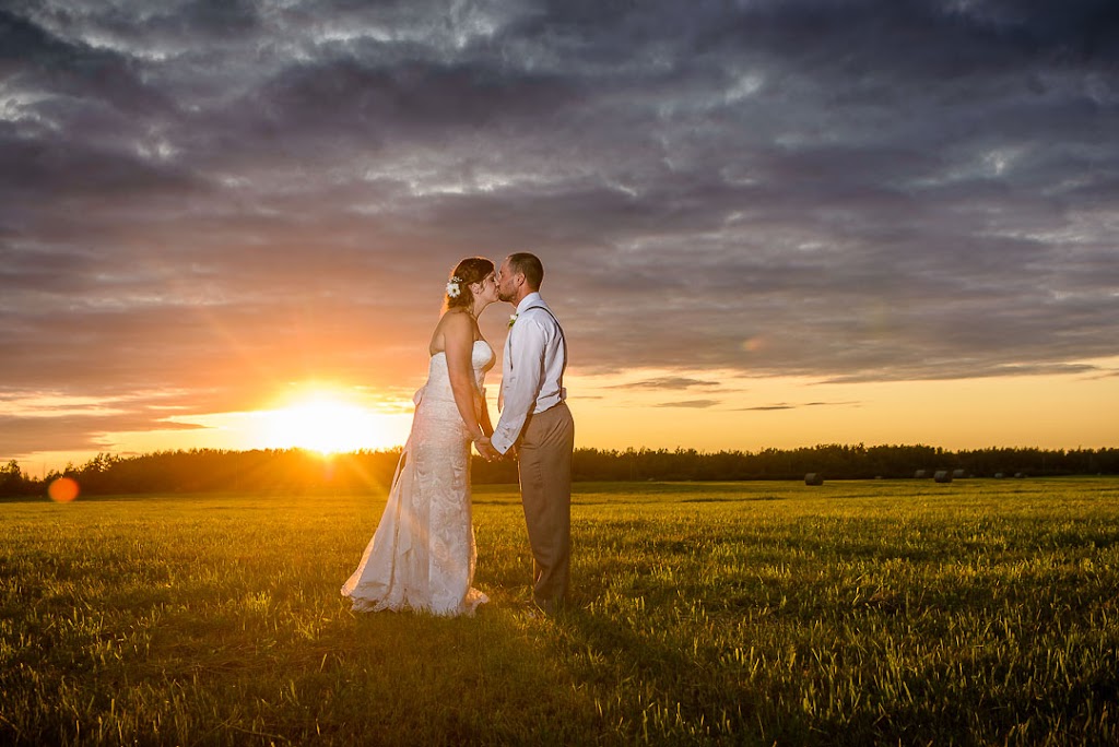 Derek Bogdan Photography | 44 Billingham Row, West Saint Paul, MB R4A 6A4, Canada | Phone: (204) 688-7055
