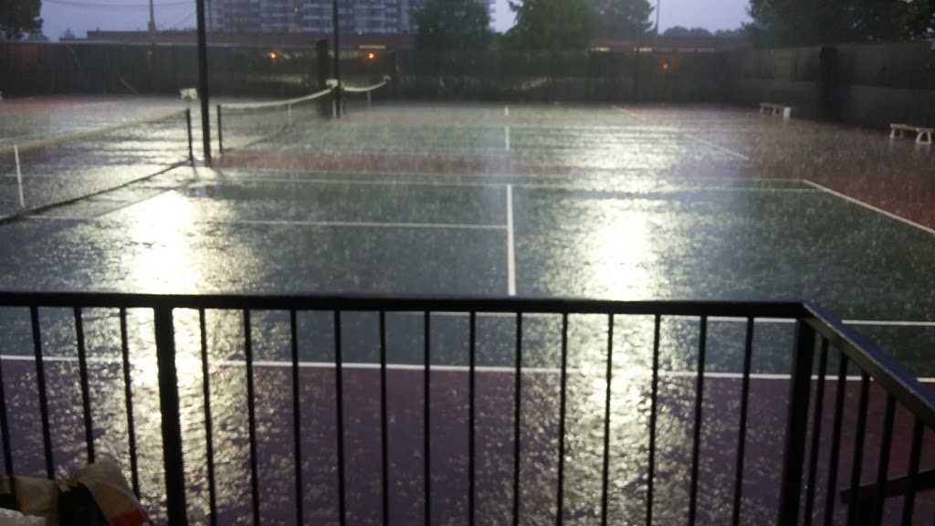 Applewood Tennis Club | 3505 Golden Orchard Dr, Mississauga, ON L4Y 3H7, Canada | Phone: (905) 238-9901