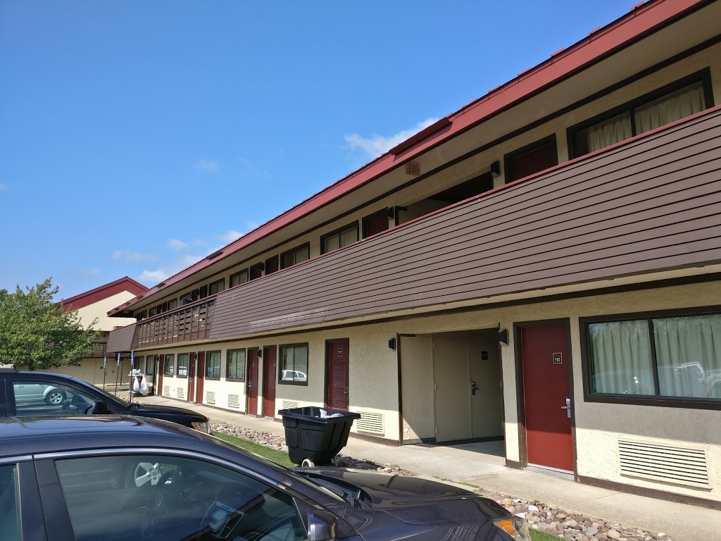 Red Roof Inn Buffalo Hamburg/ I-90 | 5370 Camp Rd, Hamburg, NY 14075, USA | Phone: (716) 648-7222