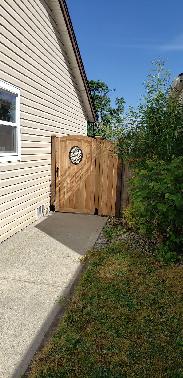 High Quality Carpentry | 21427 Thornton Ave, Maple Ridge, BC V4R 2G6, Canada | Phone: (604) 780-8027
