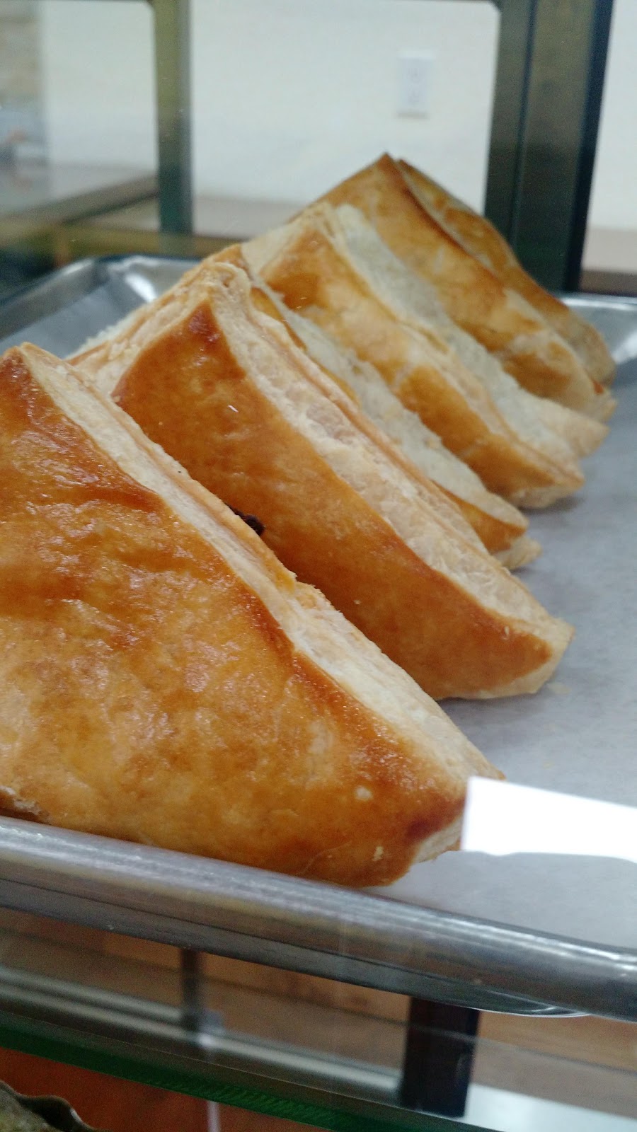 Shirin Mahal Pakistani Bakery & Sweets | 20 Red Maple Dr, Brampton, ON L6X 4N7, Canada | Phone: (905) 452-6231