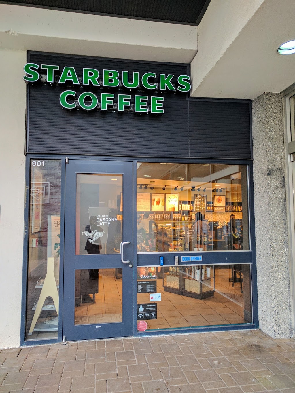 Starbucks | 1718 Marine Dr Suite B, West Vancouver, BC V7V 1J3, Canada | Phone: (604) 925-9766