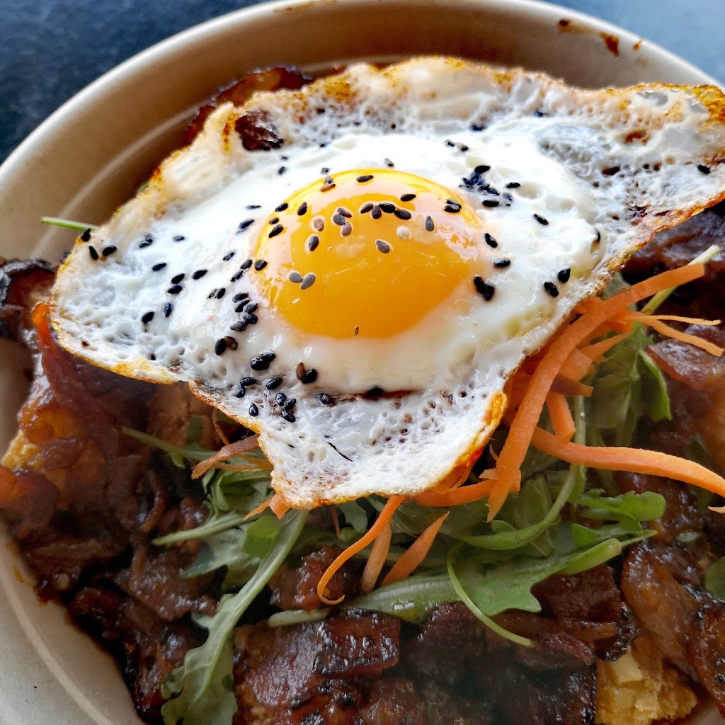 The Dilly Food Truck | 260 3rd Avenue At the intersection of Syndicate Board Shop and James Chabot Beach, Invermere, BC V0A 1K7, Canada | Phone: (250) 341-7559