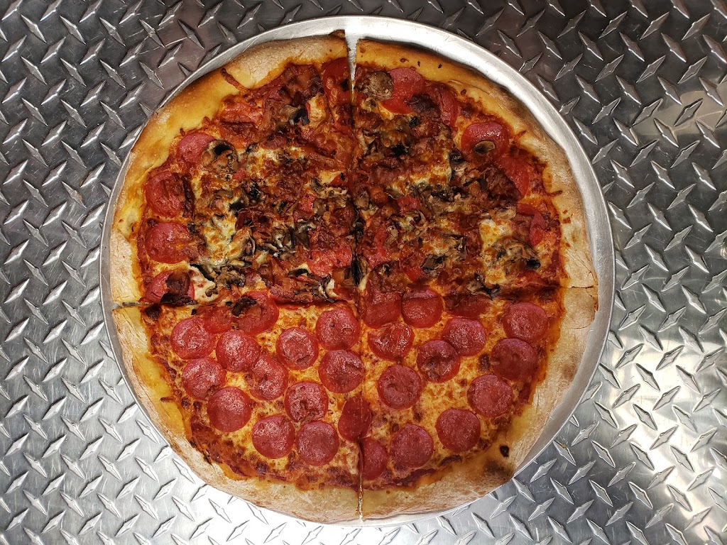 Twisted Pizza & Wings | 5331 Main St, Orono, ON L0B 1M0, Canada | Phone: (905) 485-5000
