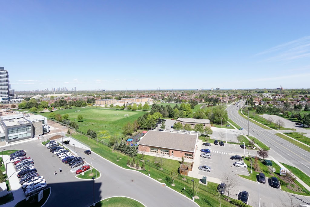 Andrew Presta Real Estate - RE/MAX West Realty Inc., Brokerage | 10459 Islington Ave, Kleinburg, ON L0J 1C0, Canada | Phone: (416) 817-5158
