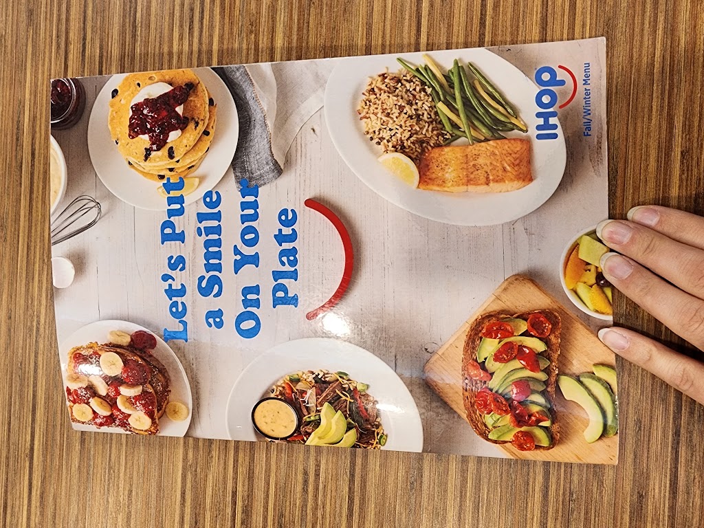 IHOP Belleville | 902 Wallbridge Loyalist Rd, Belleville, ON K8N 4Z5, Canada | Phone: (613) 969-4451