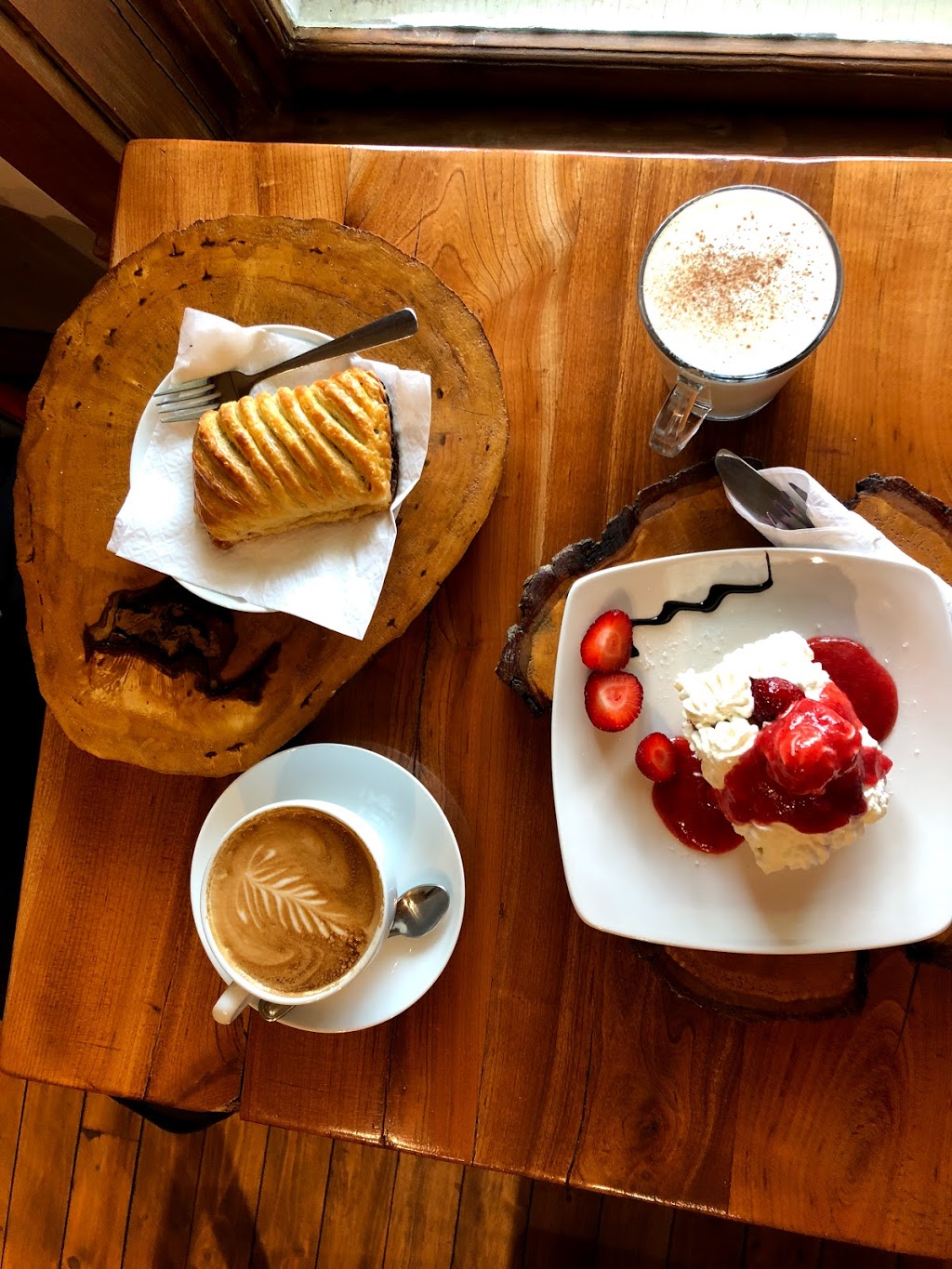 Scott town café | 1089 Route du Président-Kennedy, Scott, QC G0S 3G0, Canada | Phone: (418) 386-5757