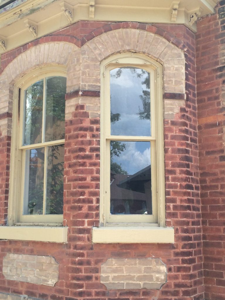 Alliston Windows and Doors | 195 Denney Dr, Essa, ON L0M 1B1, Canada | Phone: (705) 890-1095