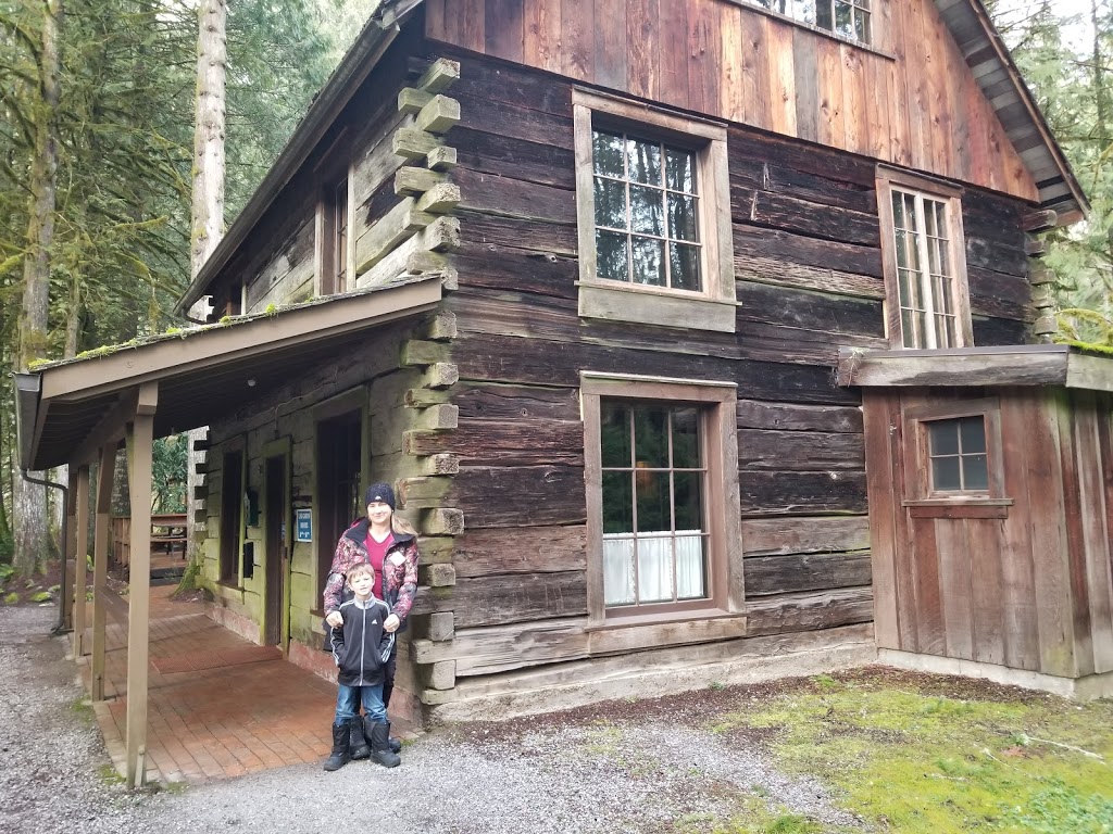 Snowater Resort | 10500 Mt Baker Hwy, Deming, WA 98244, USA | Phone: (360) 599-2724