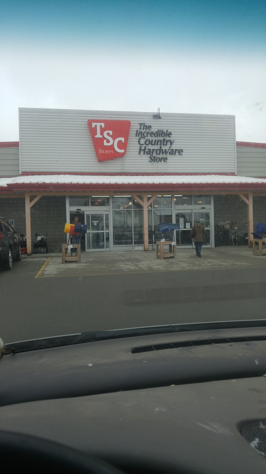 TSC Stores | 295 Queensway West, Simcoe, ON N3Y 2M9, Canada | Phone: (519) 428-0430