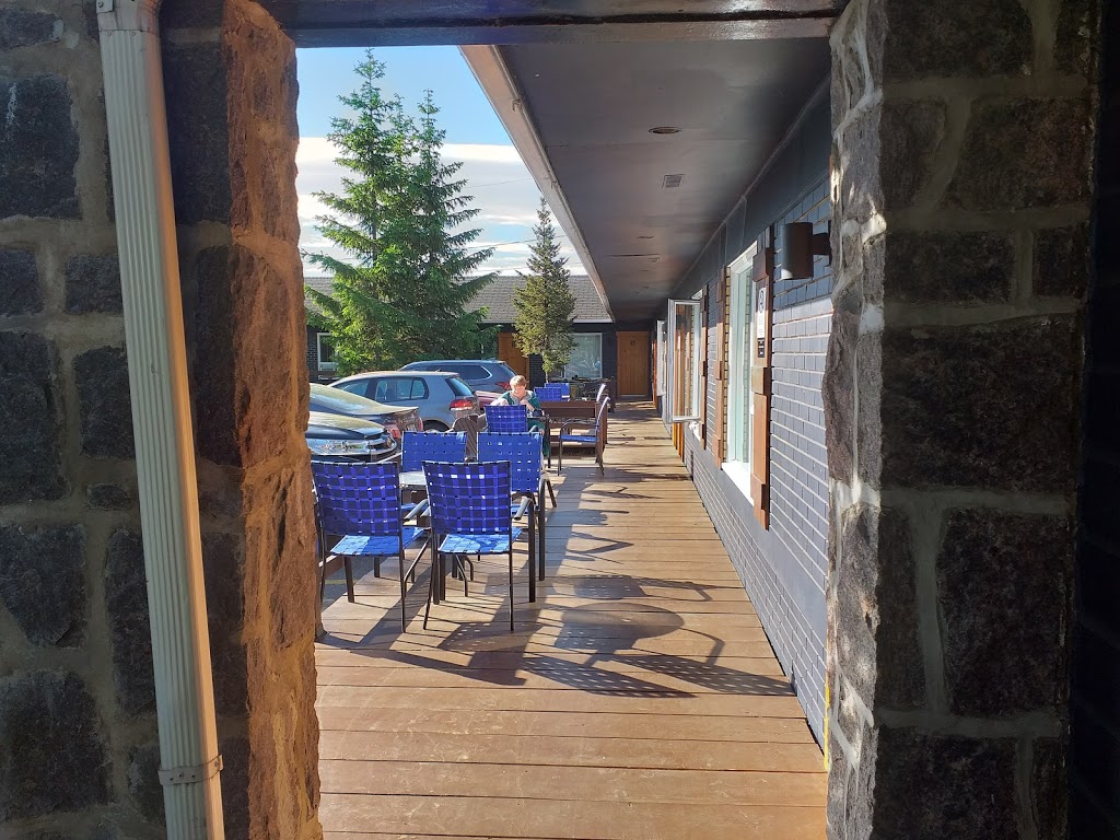 Aux portes du soleil | 29 Rue de la Lumière, Baie-Saint-Paul, QC G3Z 1Y7, Canada | Phone: (418) 435-3540