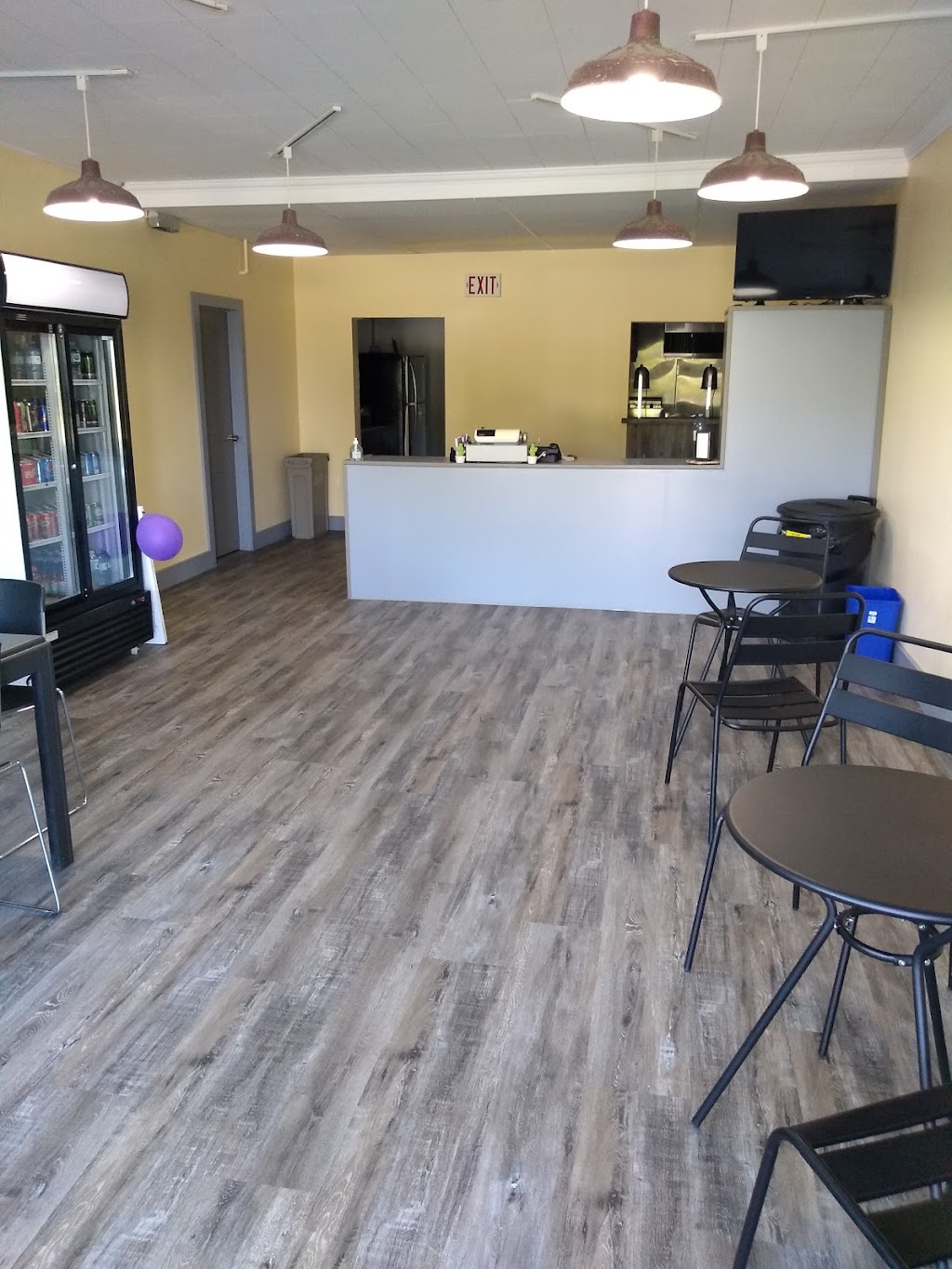 The Cactus Pit Café | 46 Main Ave NW, Glenwood, AB T0K 2R0, Canada | Phone: (403) 626-2363